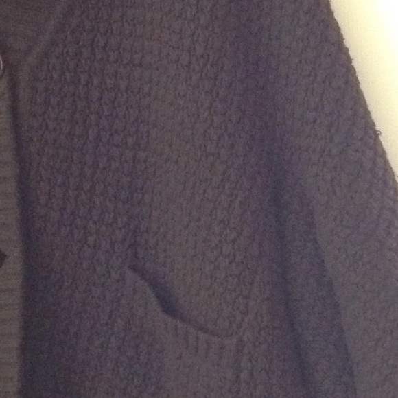 Sweater open front with button - Picture 3 of 5